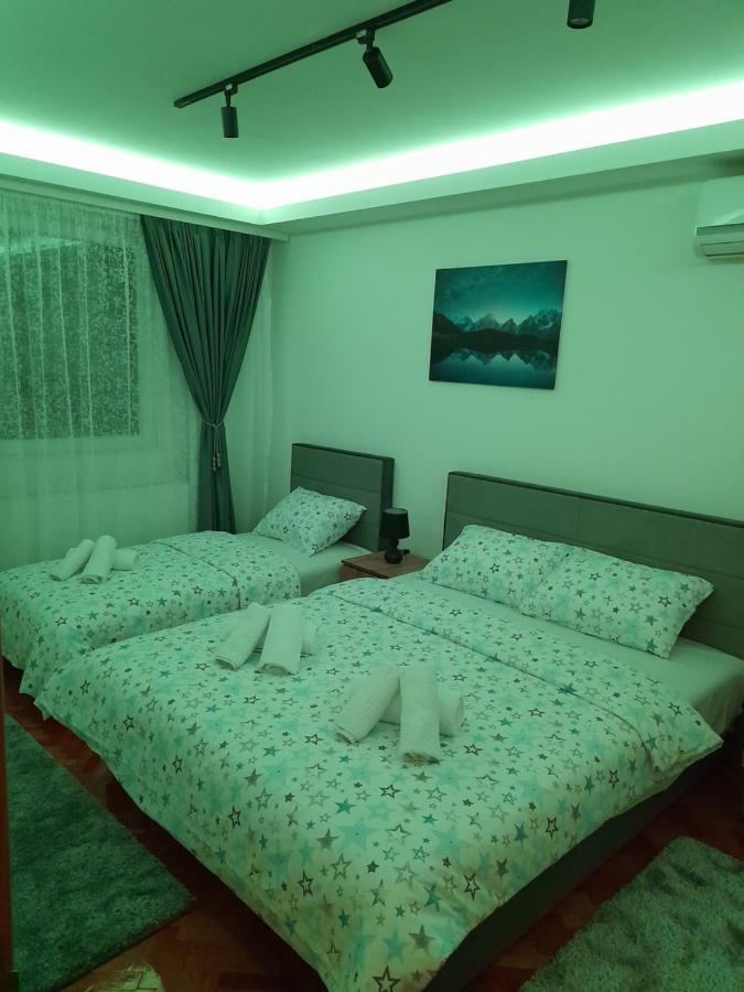 Holiday Apartaments 2 Ni Exteriér fotografie